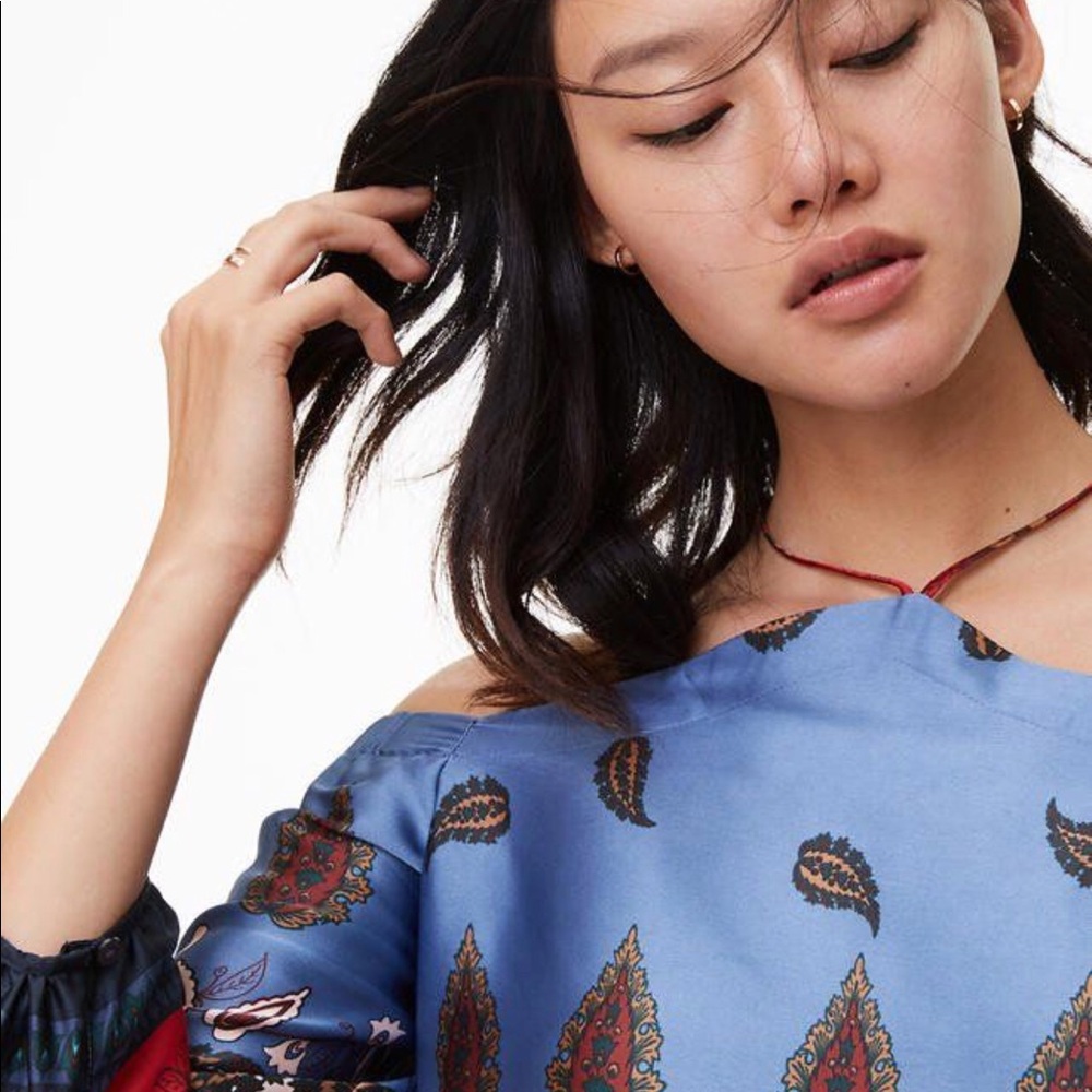 LOFT - strapy halter neck top